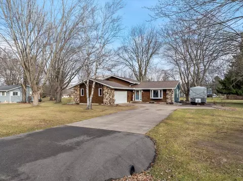 501 N Auburn Ave, Marshfield, WI 54449