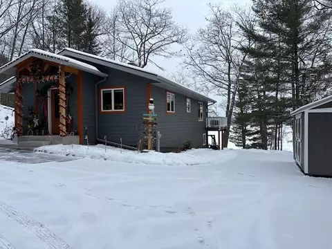 12189 Kobart Rd, Minocqua, WI 54548
