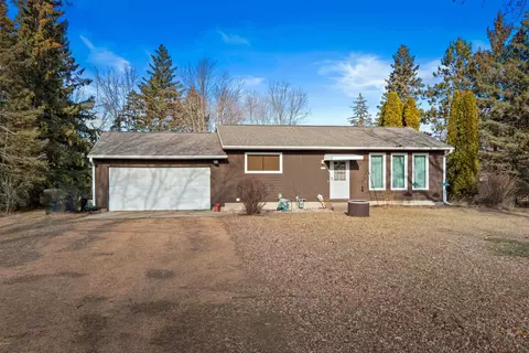 5430 Canary Dr, Stevens Point, WI 54482