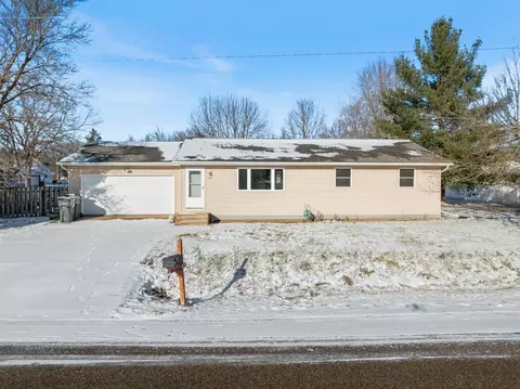 2709 W 8th St, Marshfield, WI 54449