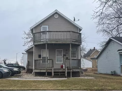105 S Cedar Ave, Marshfield, WI 54449