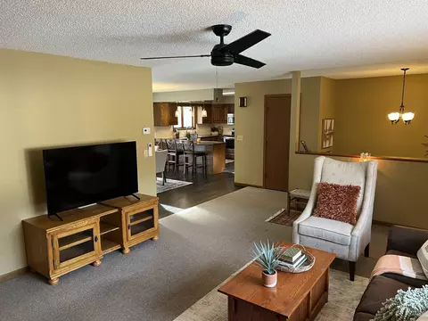 Living - 2203 Summit Ave, Schofield, WI 54476 photo 3 of 9
