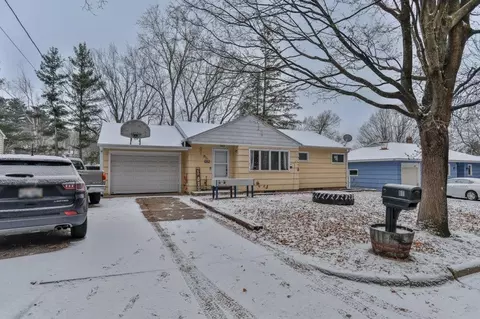 811 Brown St, Wausau, WI 54403