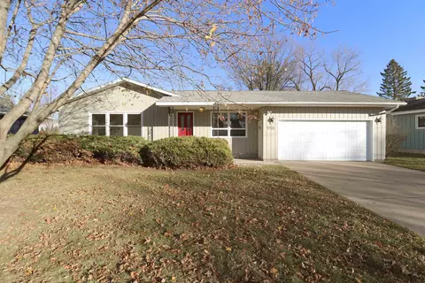 1755 N 1st Ave, Wausau, WI 54401
