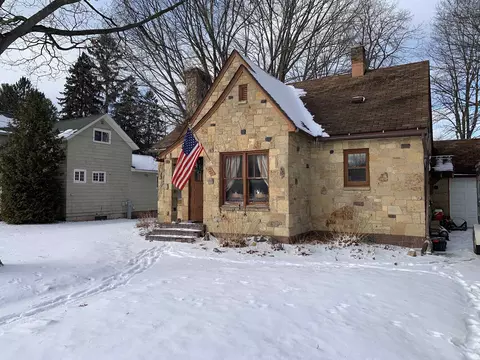716 Cedar St, Antigo, WI 54409