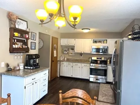 308 E 17th St, Marshfield, WI 54449 photo 6