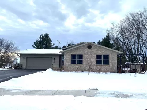 308 E 17th St, Marshfield, WI 54449