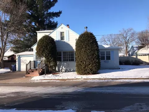 1928 Broadway Ln, Wausau, WI 54403