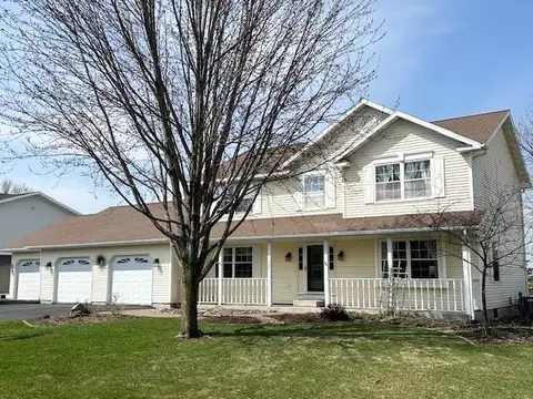 1020 N Schmidt Ave, Marshfield, WI 54449
