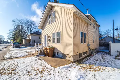 1624 Division St, Stevens Point, WI 54481