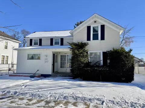 227 N 2nd Ave, Wausau, WI 54401