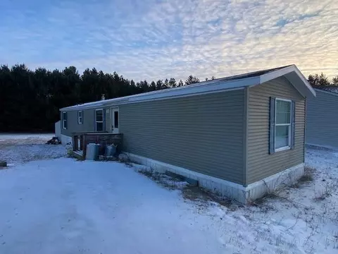587 E King St, Coloma, WI 54930