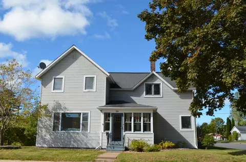 614 Chippewa St, Merrill, WI 54452
