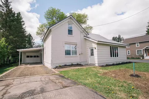 223 Quaw Ave, Edgar, WI 54426