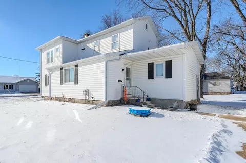 513 E 3rd St, Marshfield, WI 54449 photo 3