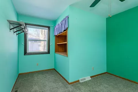 513 E 3rd St, Marshfield, WI 54449 photo 7