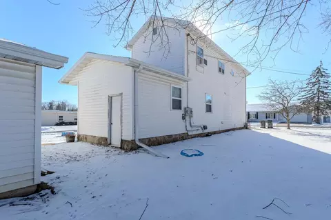 513 E 3rd St, Marshfield, WI 54449 photo 5