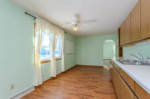 513 E 3rd St, Marshfield, WI 54449 photo 23