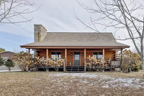 w16871 School House Road, Wittenberg, WI 54499