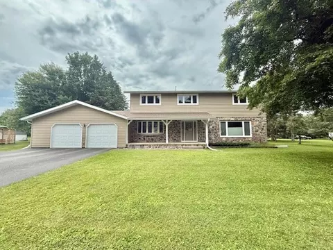 401 E Riverside Ave, Merrill, WI 54452