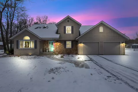 5870 Sarah Cir, Wisconsin Rapids, WI 54494