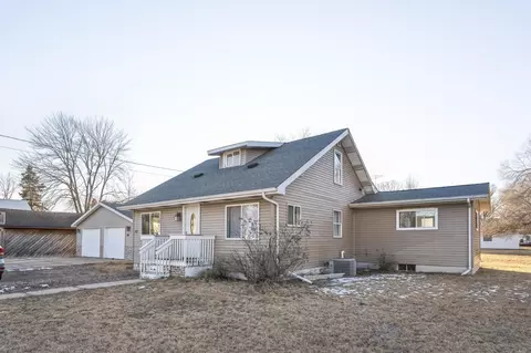 615 Garrison Ave, Nekoosa, WI 54457