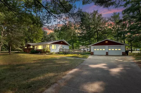 2001 Roosevelt Dr, Plover, WI 54467