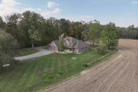 n8296 River Avenue, Greenwood, WI 54437