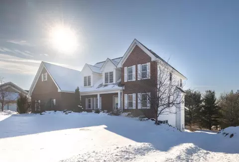 4020 Stoneridge Dr, Wausau, WI 54403