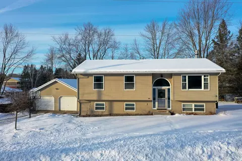 555 E Pine St, Medford, WI 54451