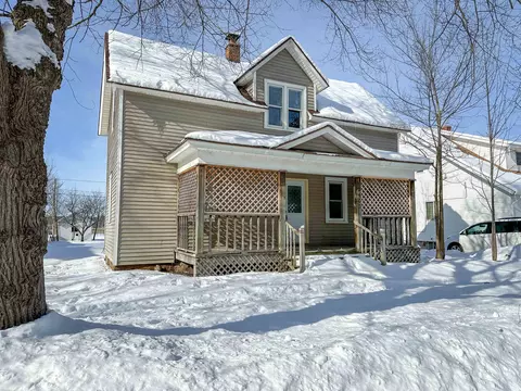 2402 Gowen St, Wausau, WI 54403