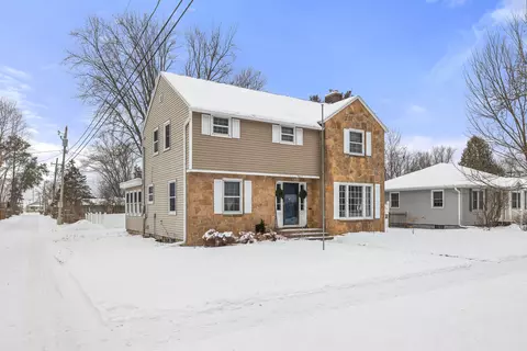 2217 Center St, Stevens Point, WI 54481