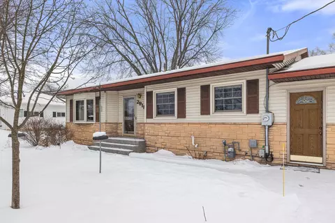 2911 Hickory Dr, Plover, WI 54467