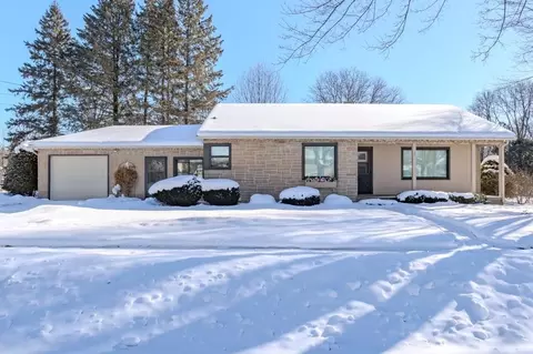 207 Laut St, Rothschild, WI 54474
