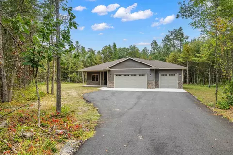 1403 Skyline Dr, Stevens Point, WI 54482