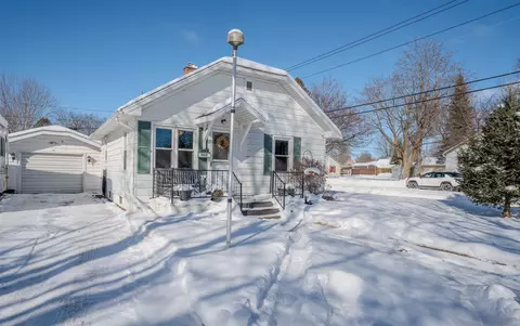 1024 N 8th Ave, Wausau, WI 54401