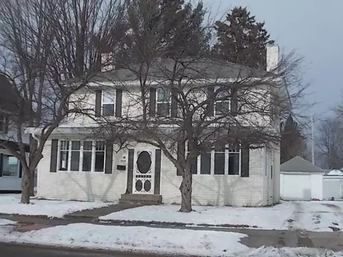 1008 E 3rd St, Merrill, WI 54452