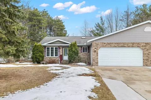 3420 Rosewood Dr, Plover, WI 54467