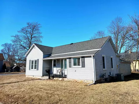 1311 Baker St, Wisconsin Rapids, WI 54494