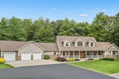 8258 Hillcrest Rd, Custer, WI 54423