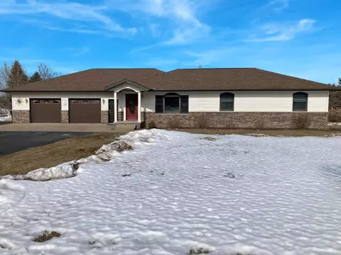 6304 Stettin Dr, Wausau, WI 54401