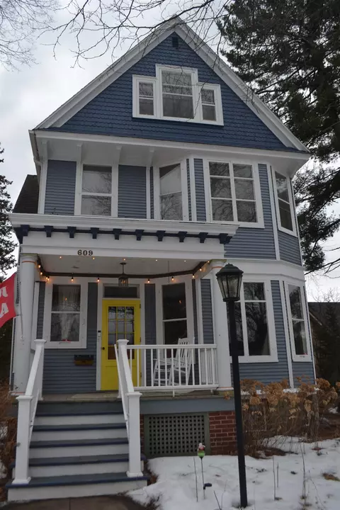 609 Mc Indoe St, Wausau, WI 54403