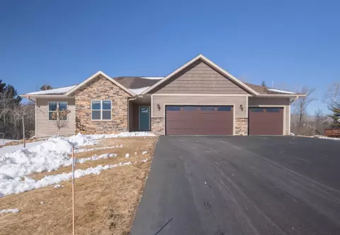 2590 Sussex Pl, Kronenwetter, WI 54455