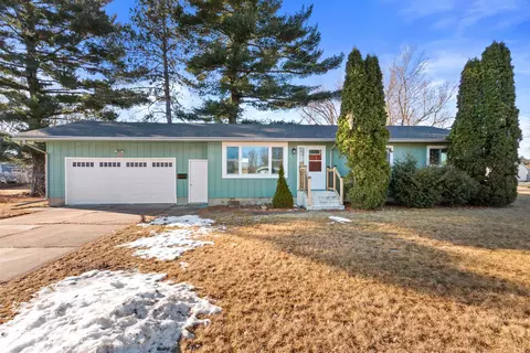 1941 Alton St, Wisconsin Rapids, WI 54495