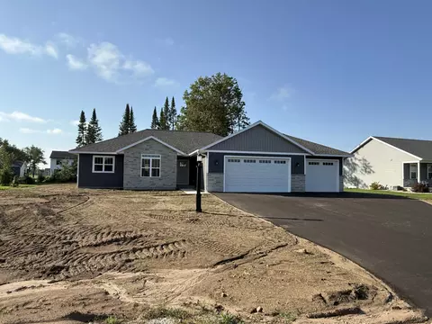 615 W Silverleaf Ct, Plover, WI 54467