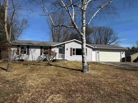 116 W Tenth St, Merrill, WI 54452