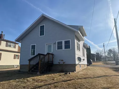 1413 S Maple Ave, Marshfield, WI 54449