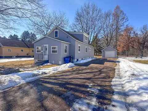 1229 N 2nd Ave, Park Falls, WI 54552