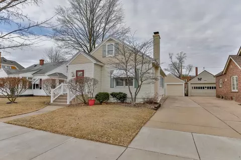 1924 Roosevelt St, Wausau, WI 54403