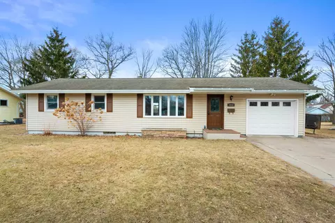 1818 Vermont Ave, Stevens Point, WI 54481
